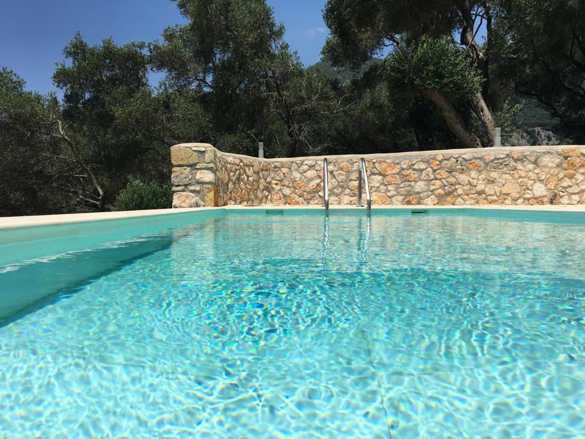 Asaya Hills Villas Parga Exterior photo